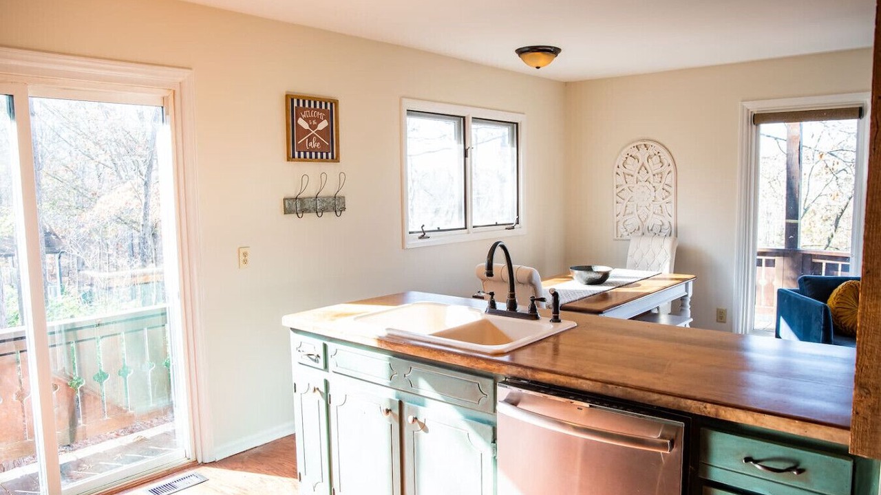 Photo of Kitchen in Roxboro