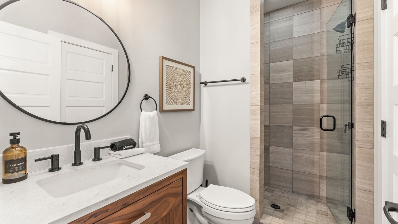 Photo of Bathroom in Chattahoochee Hills