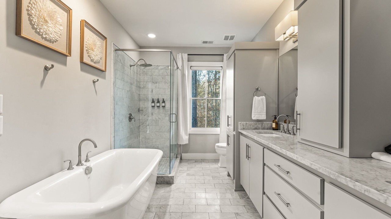 Photo of Bathroom in Chattahoochee Hills