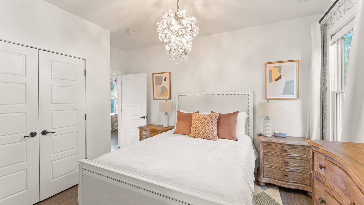 Photo of Bedroom in Chattahoochee Hills