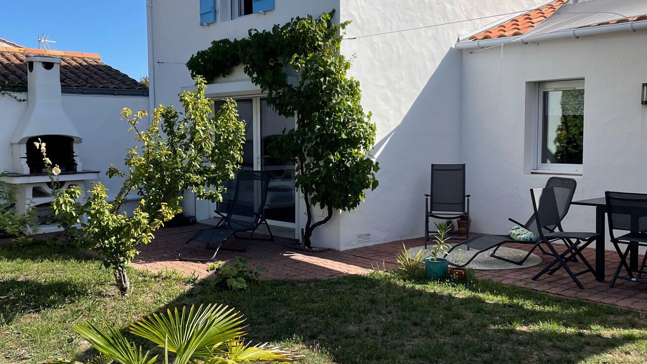 Photo of Patio Balcony in L'Epine