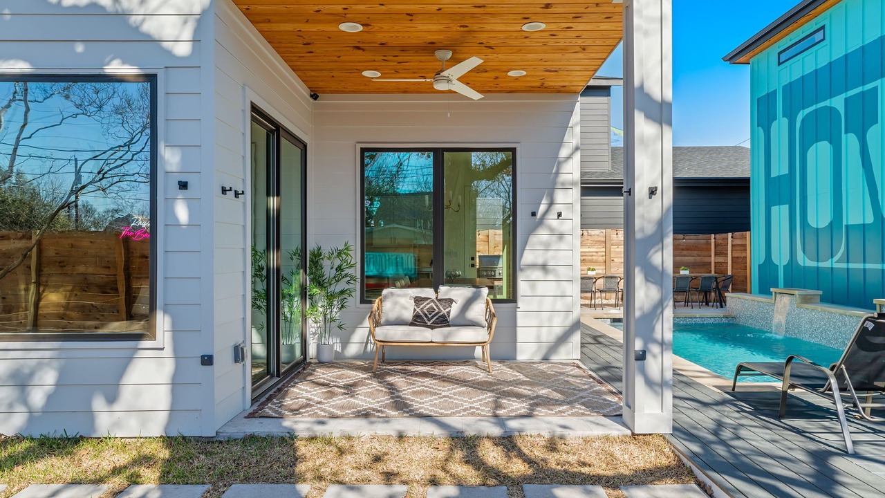 Photo of Patio Balcony in Chestnut