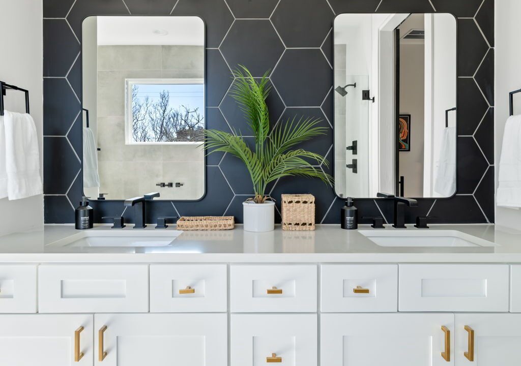 Photo of Bathroom in Chestnut