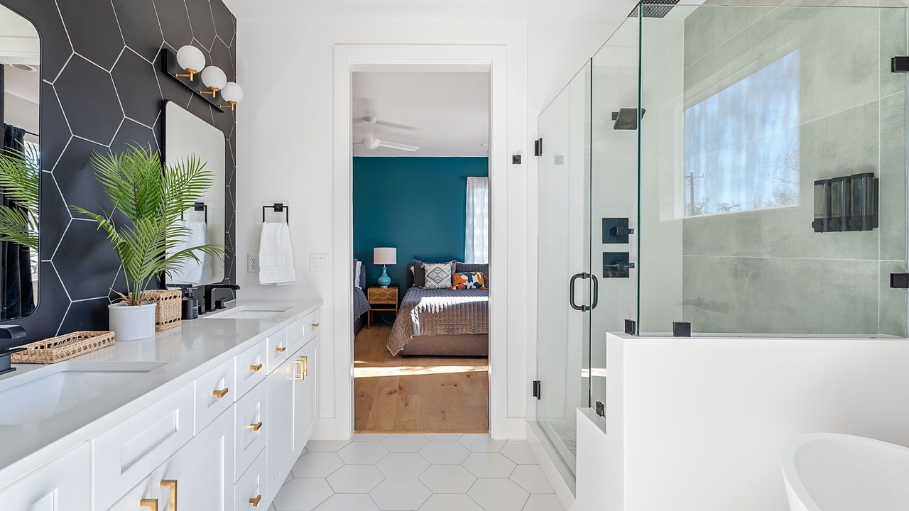 Photo of Bathroom in Chestnut