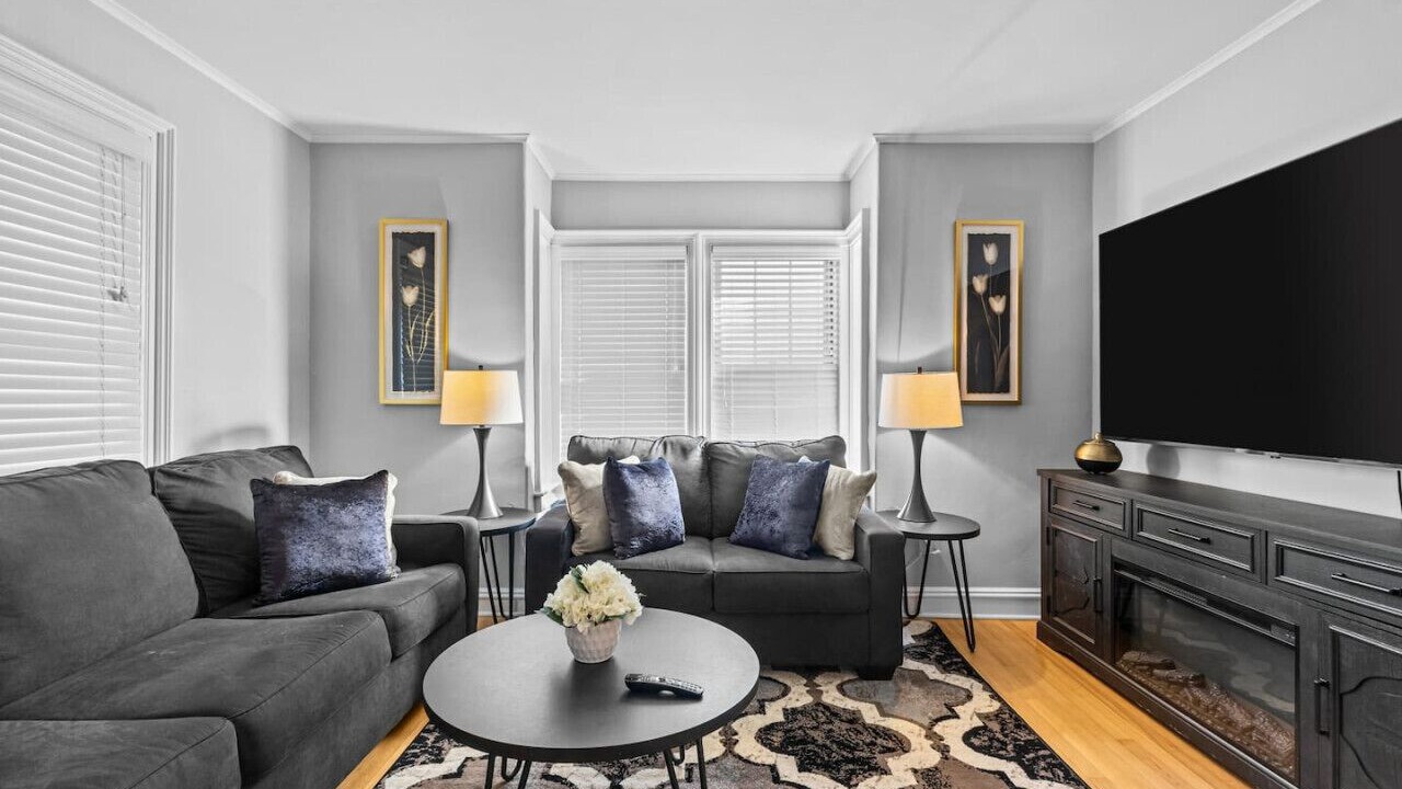 Photo of Livingroom in Old North End