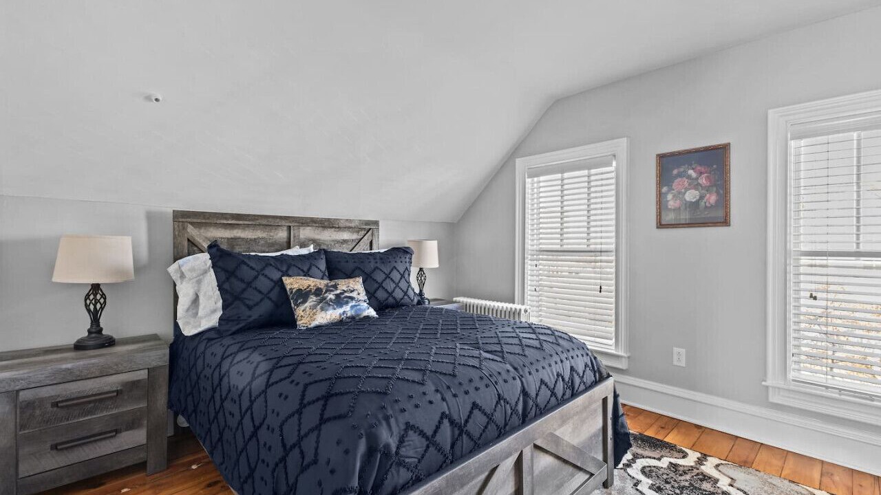 Photo of Bedroom in Old North End