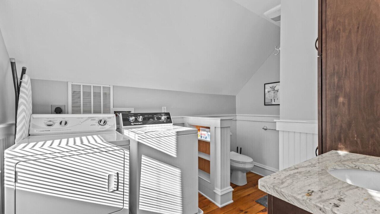 Photo of Bathroom in Old North End