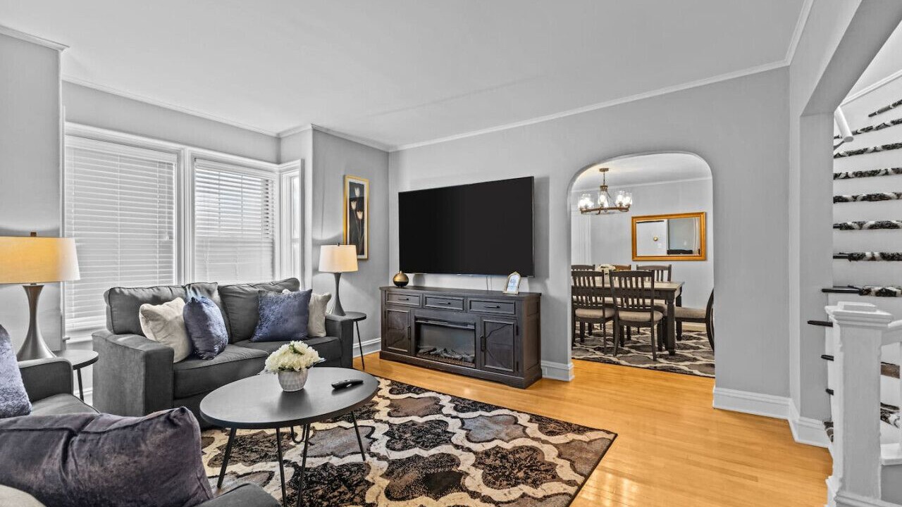 Photo of Livingroom in Old North End