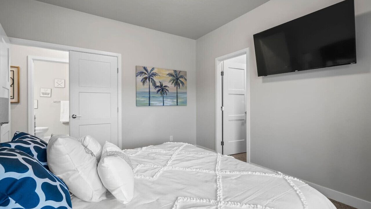 Photo of Bedroom in Tri-Cities