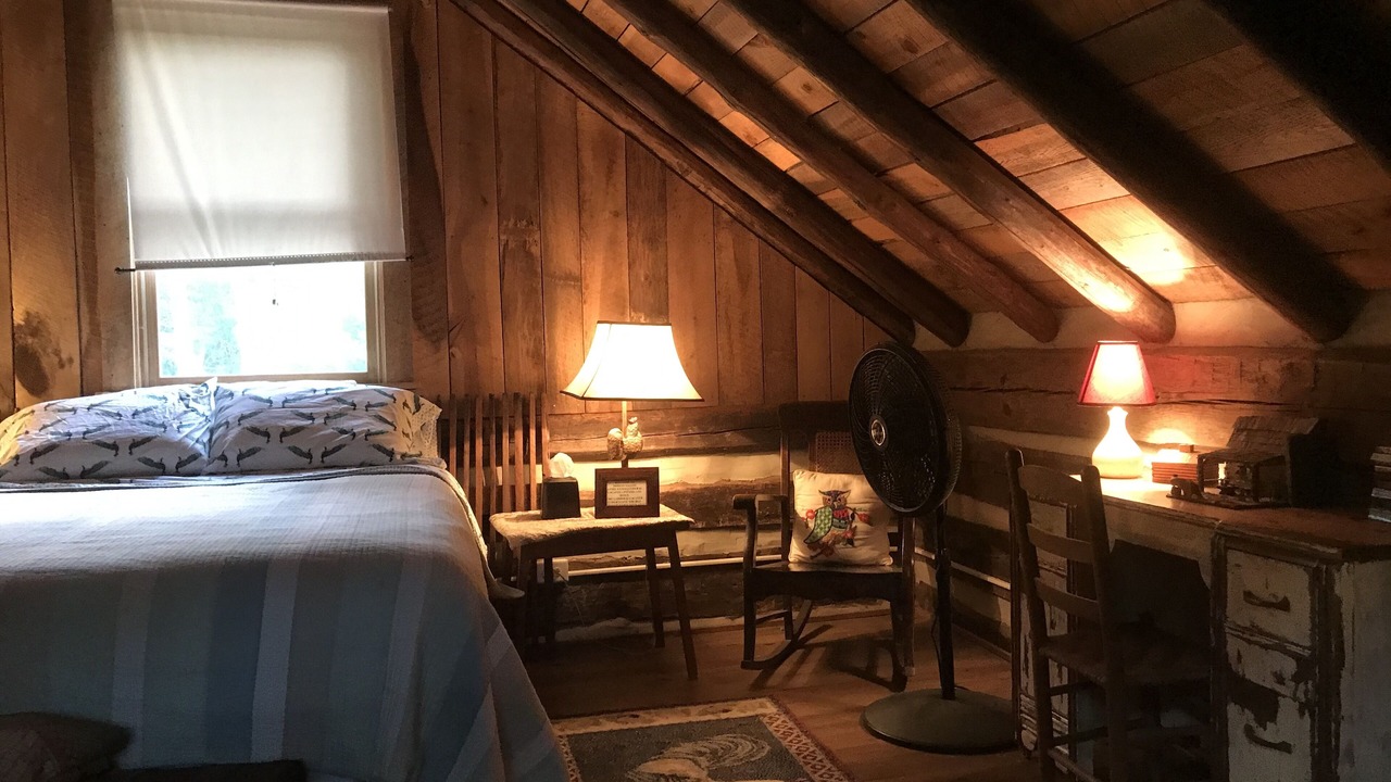 Photo of Bedroom in Fentress