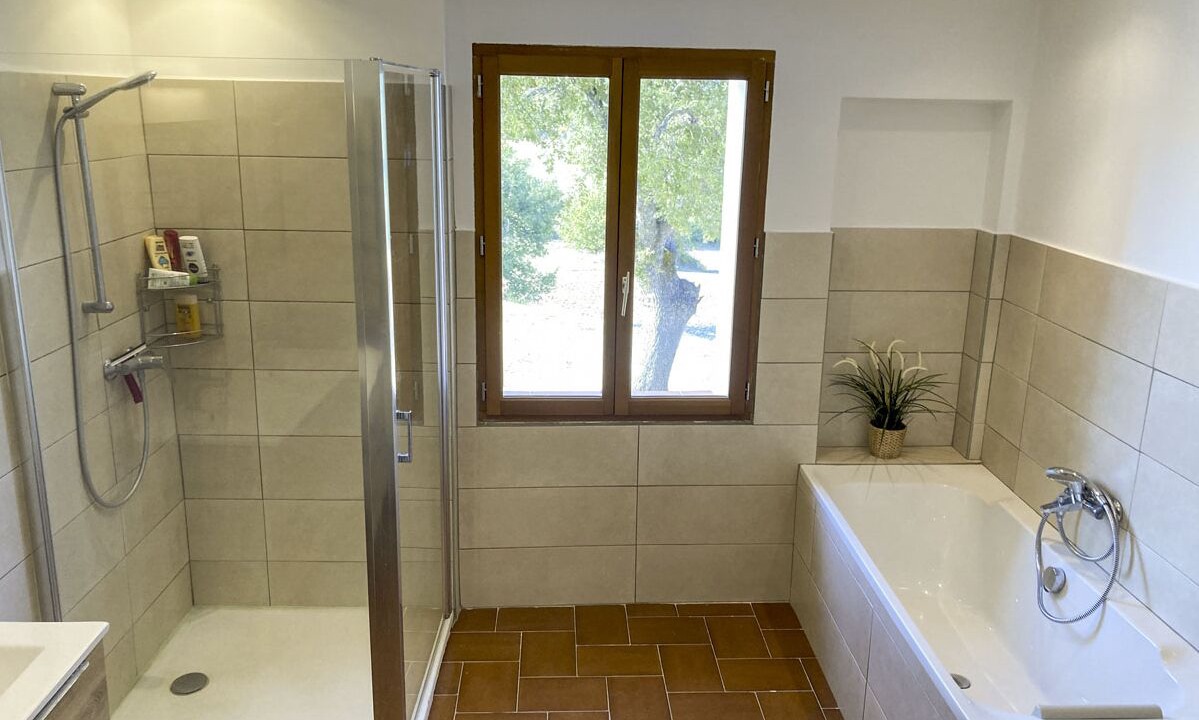 Photo of Bathroom in Niozelles