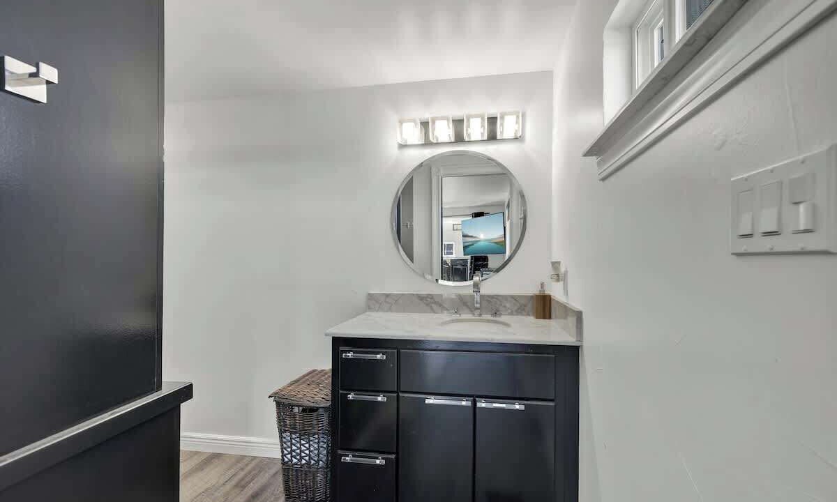 Photo of Bathroom in Center Point