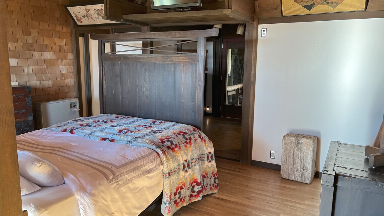 Photo of Bedroom in Coupeville