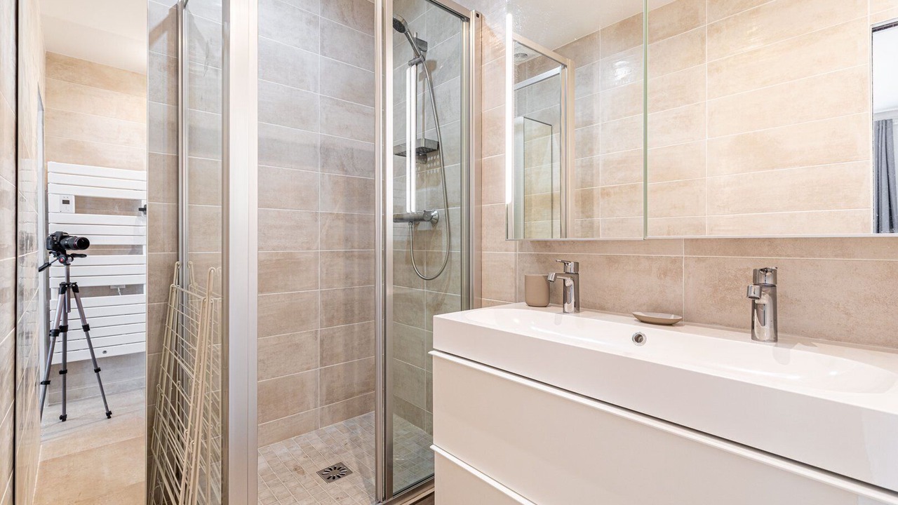 Photo of Bathroom in Quartier de la Salpetriere