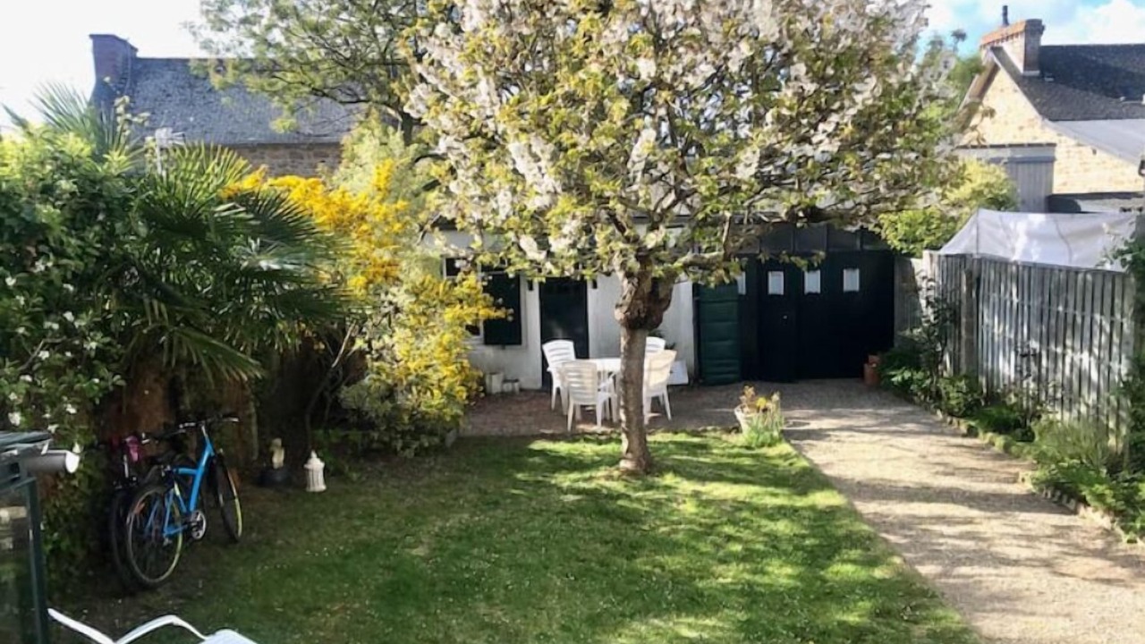 Photo of Outdoor in Le Rosais-La Flourie