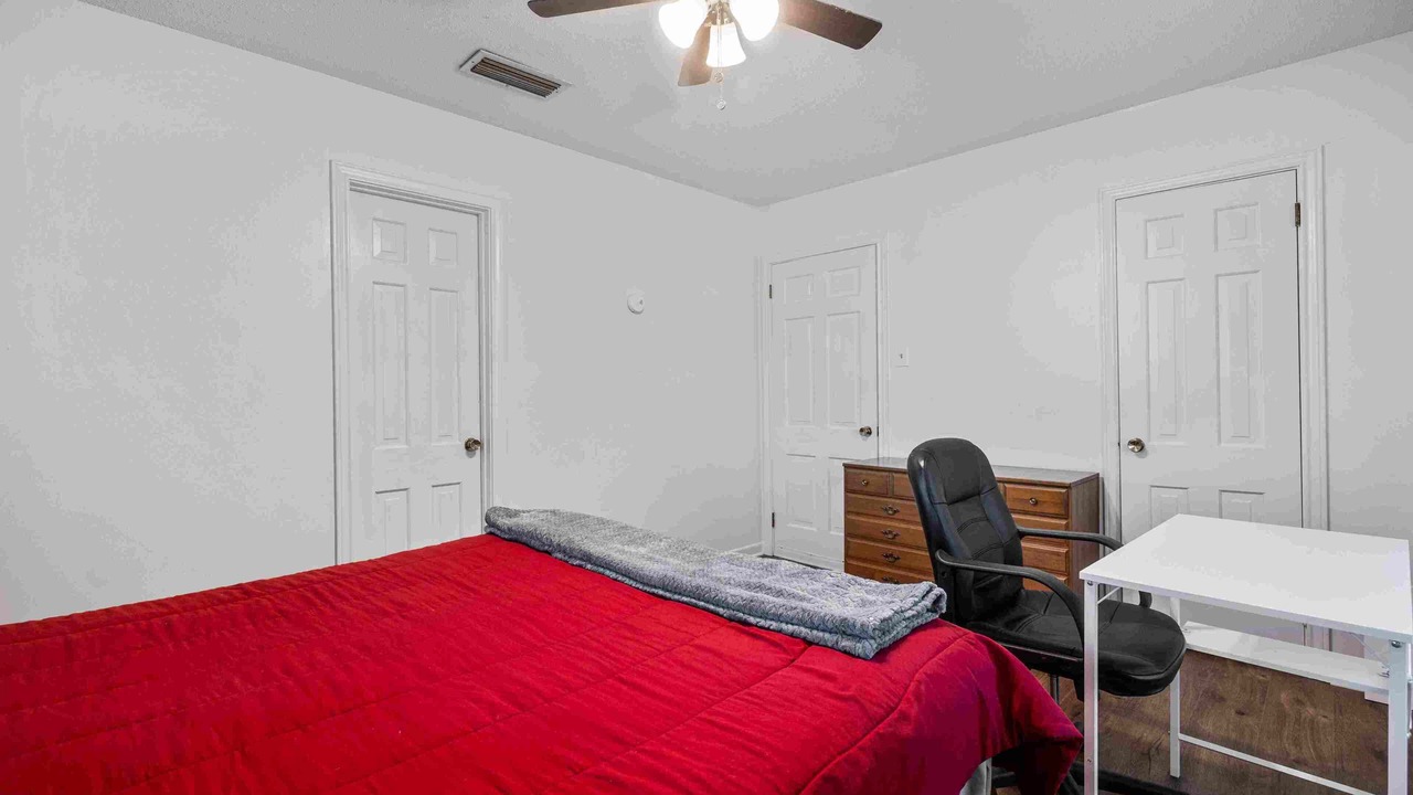 Photo of Bedroom in Genoa