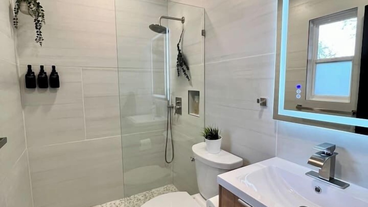 Photo of Bathroom in Palo Verde