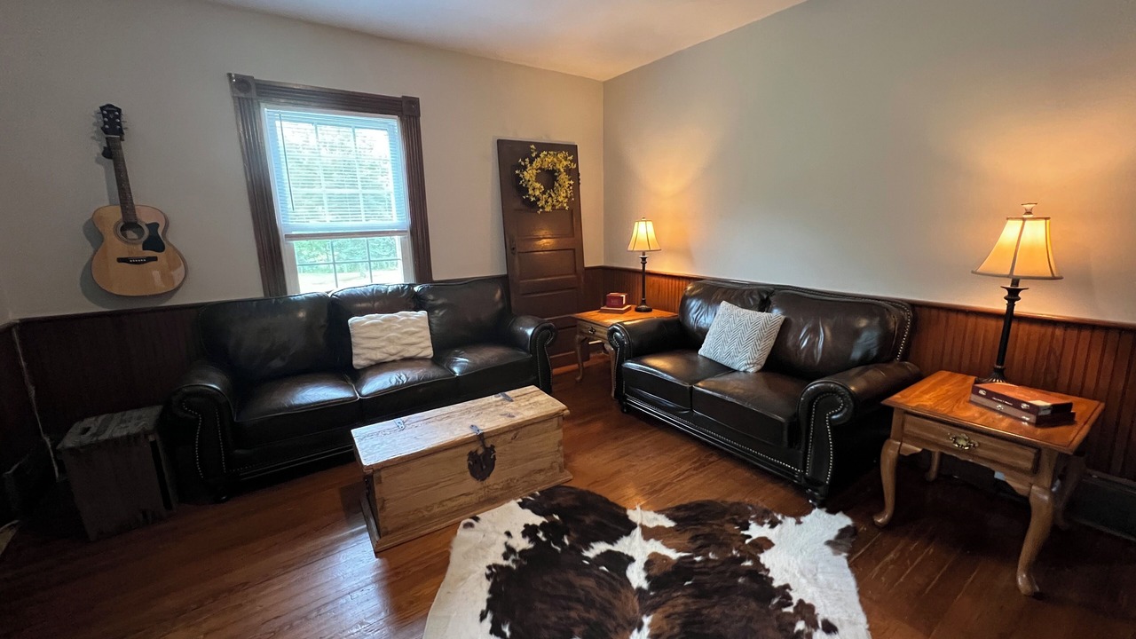Photo of Livingroom in Monroe