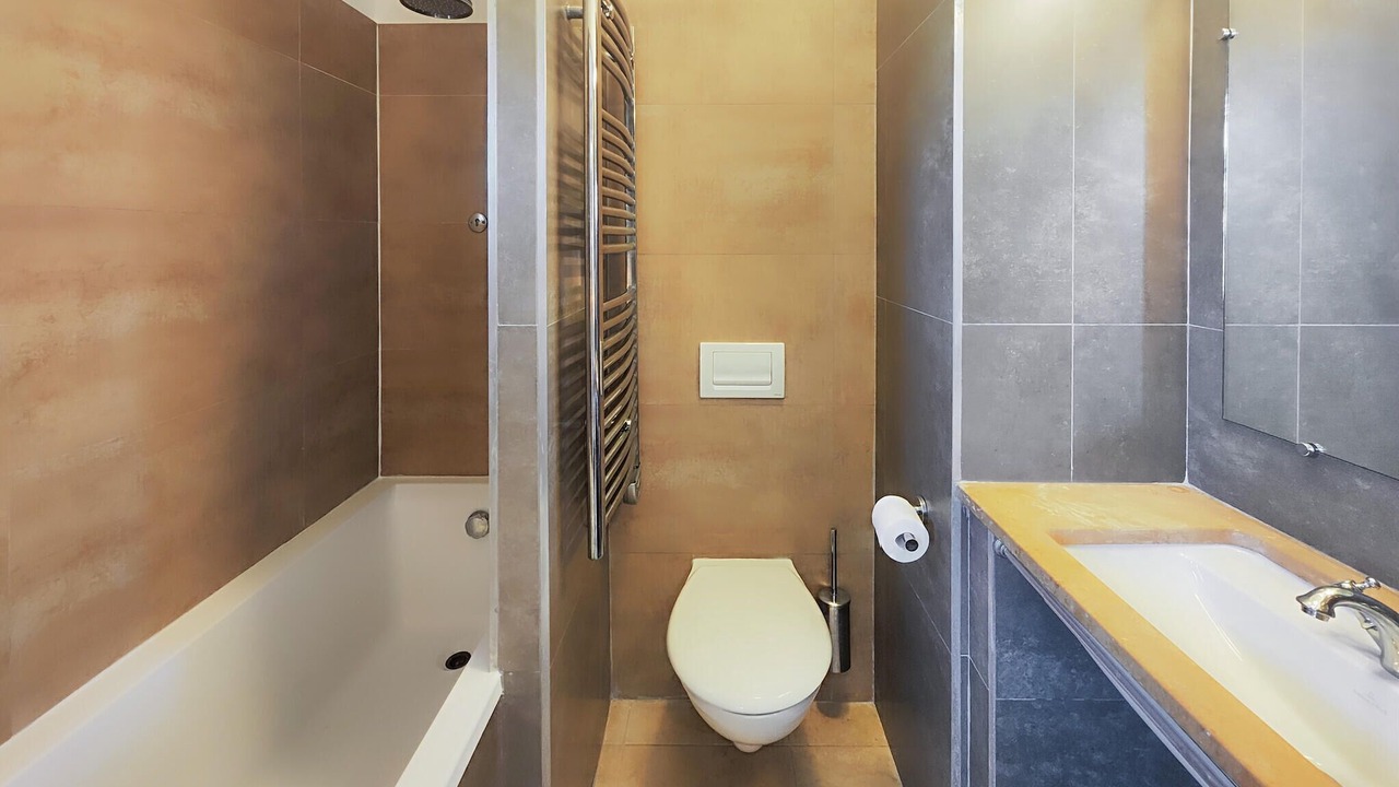 Photo of Bathroom in Saint-Laurent-de-la-Cabrerisse