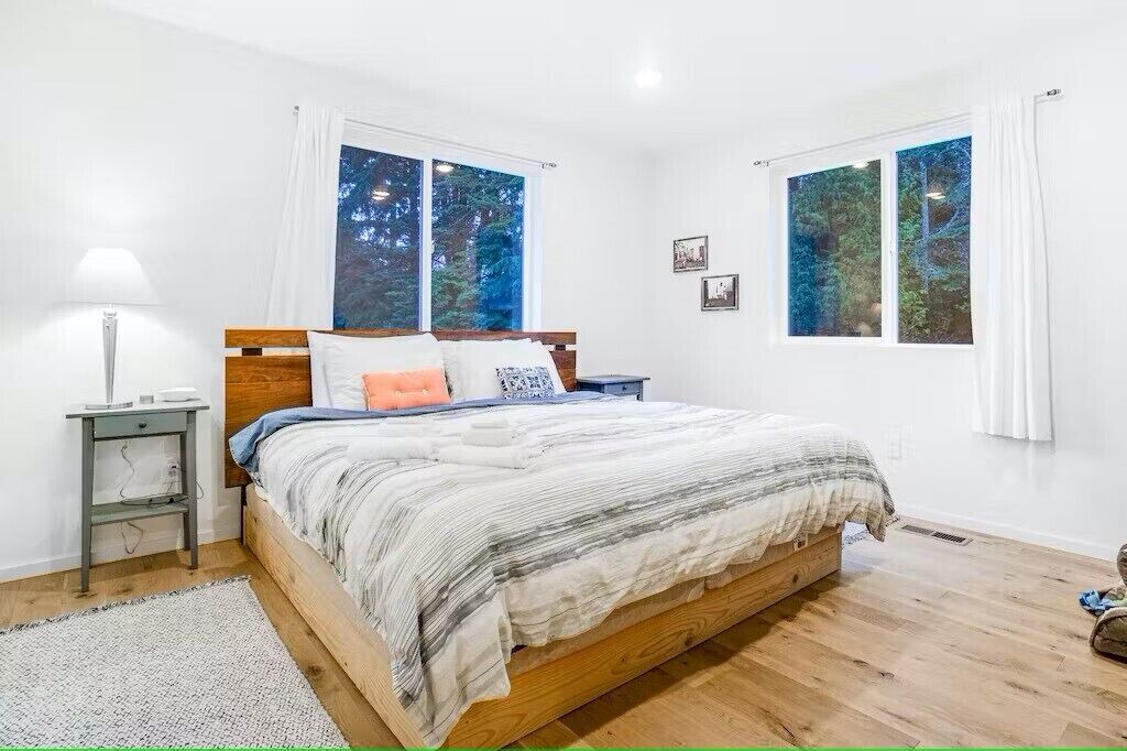 Photo of Bedroom in Langley