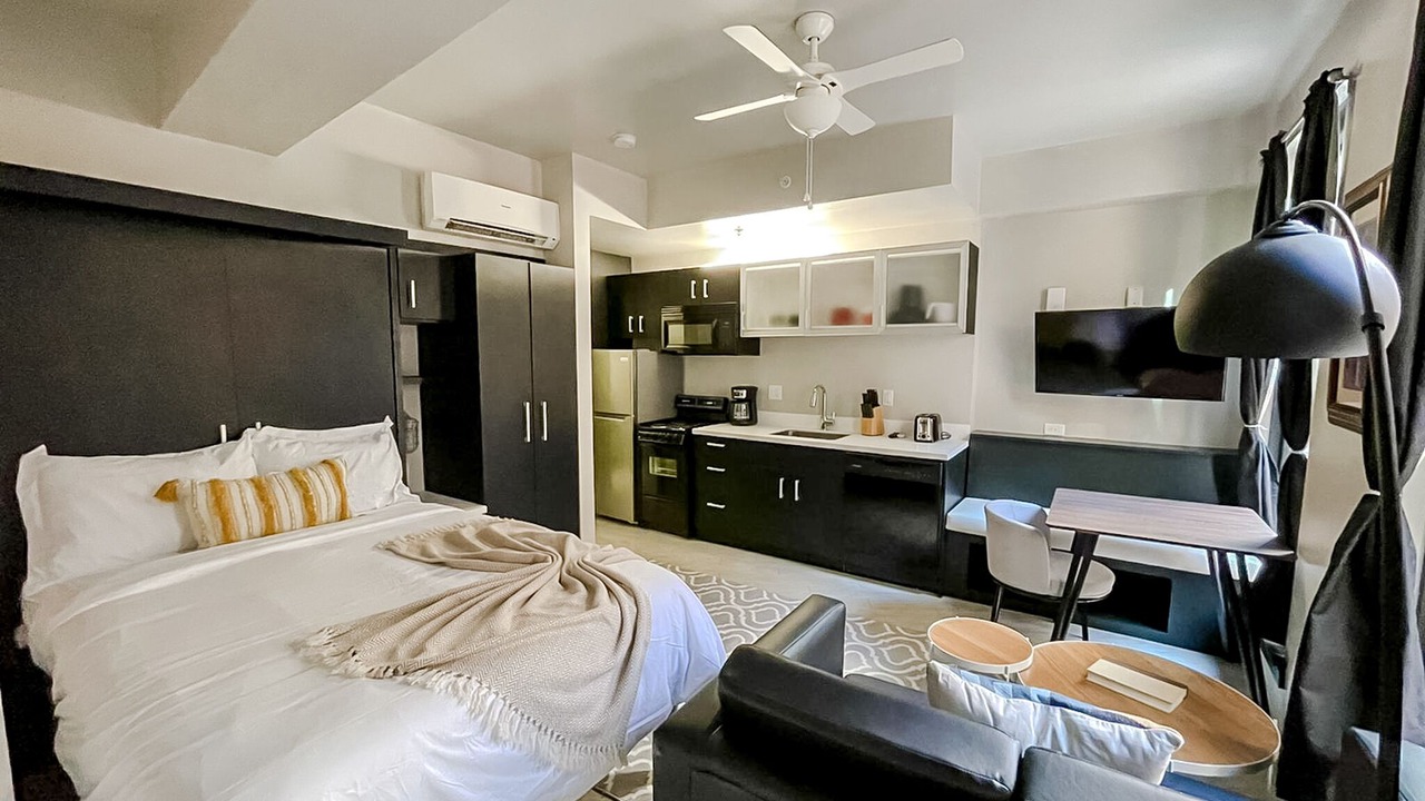 Photo of Bedroom in Downtown Springfield