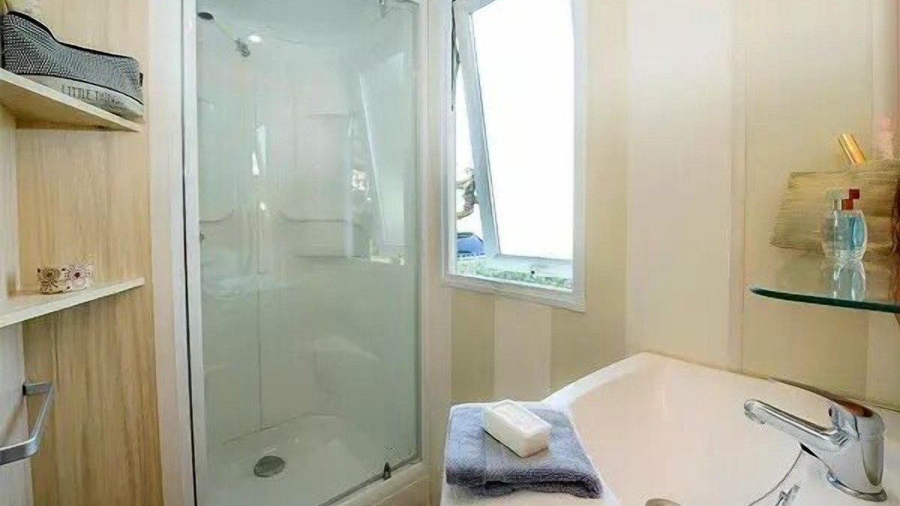 Photo of Bathroom in Camiers