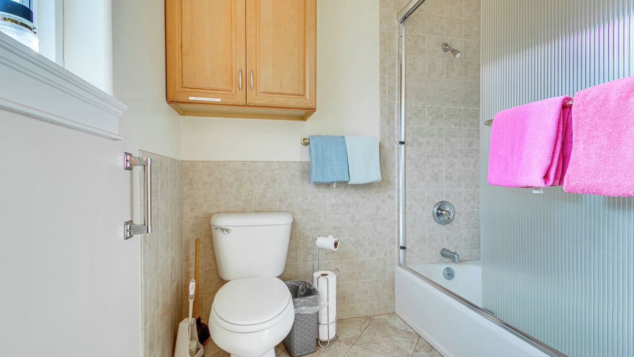 Photo of Bathroom in Gold Beach