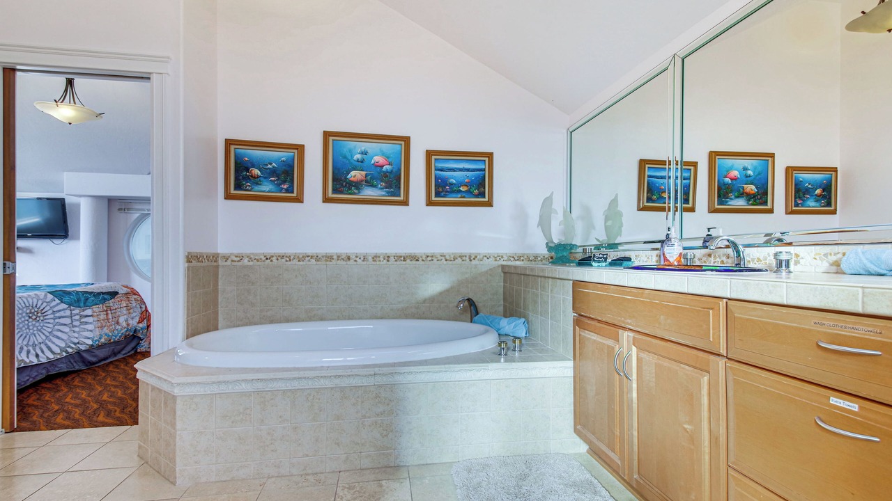 Photo of Bathroom in Gold Beach