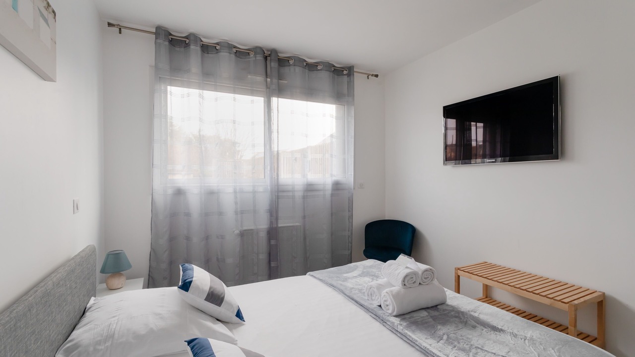 Photo of Bedroom in Rotheneuf-Le Pont