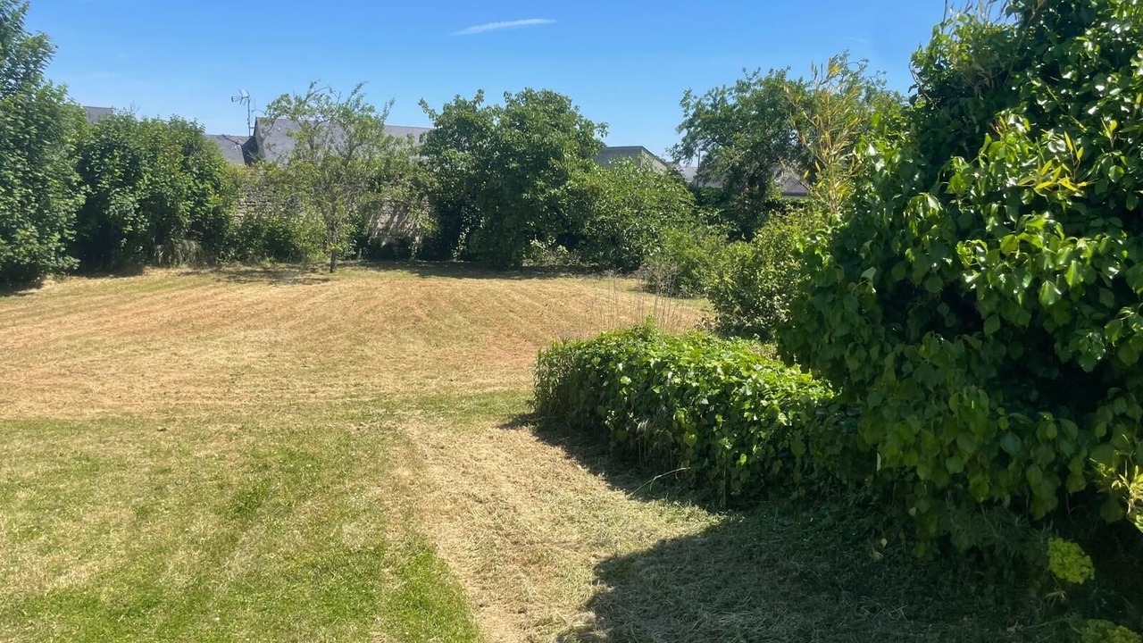 Photo of Outdoor in Saint-Cyr-en-Bourg