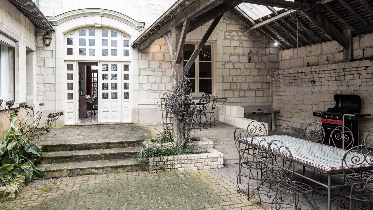 Photo of Outdoor in Saint-Cyr-en-Bourg