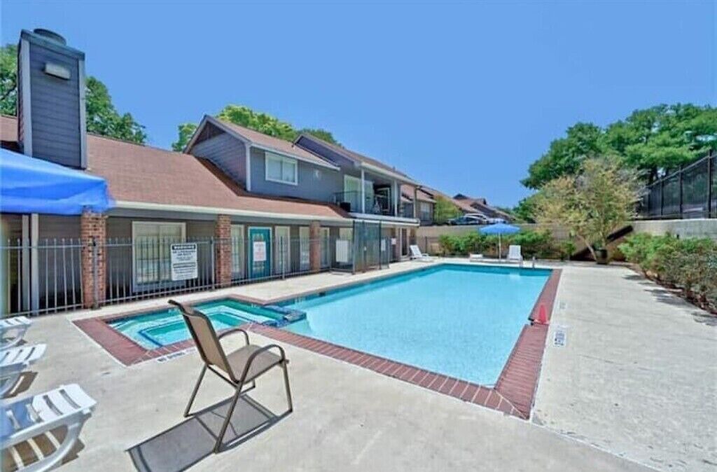 Photo of Outdoor in East Riverside - Oltorf