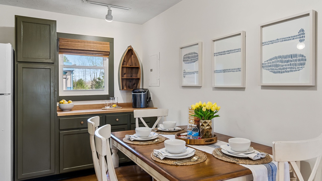 Photo of Bedroom in Byrdstown
