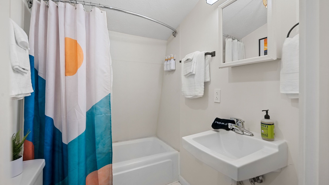 Photo of Bathroom in Byrdstown