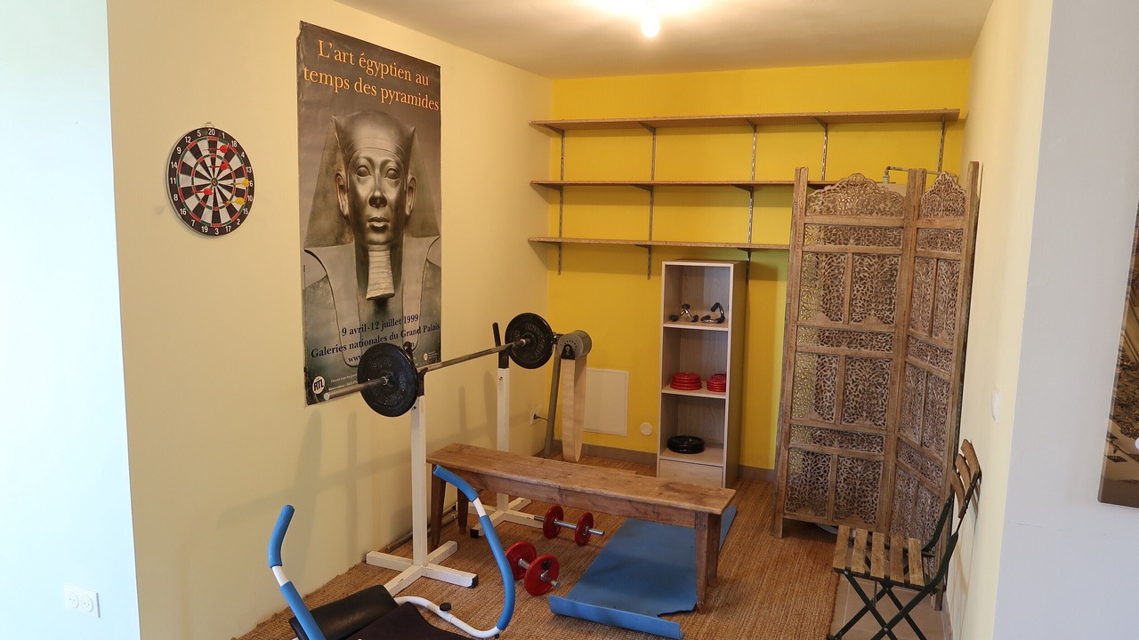 Photo of Others in Paron