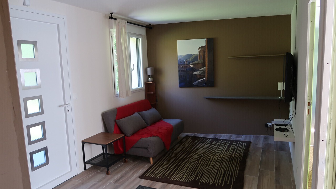 Photo of Livingroom in Paron