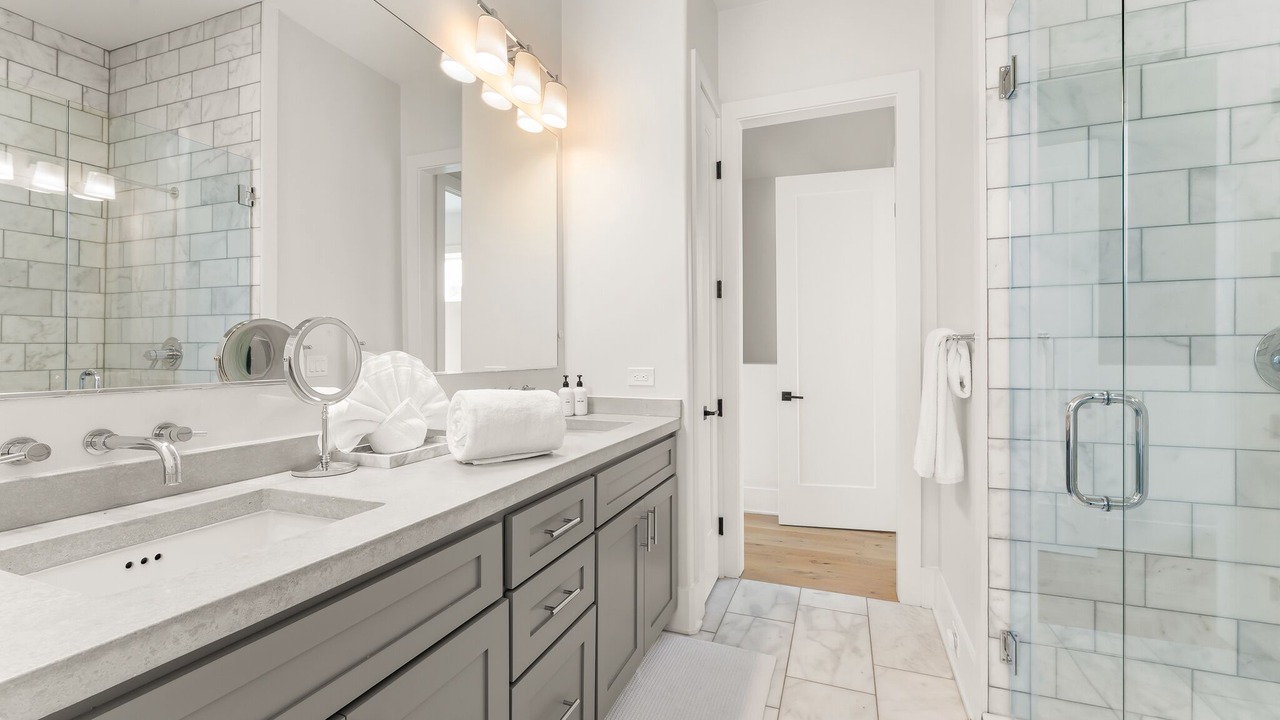 Photo of Bathroom in Chattahoochee Hills
