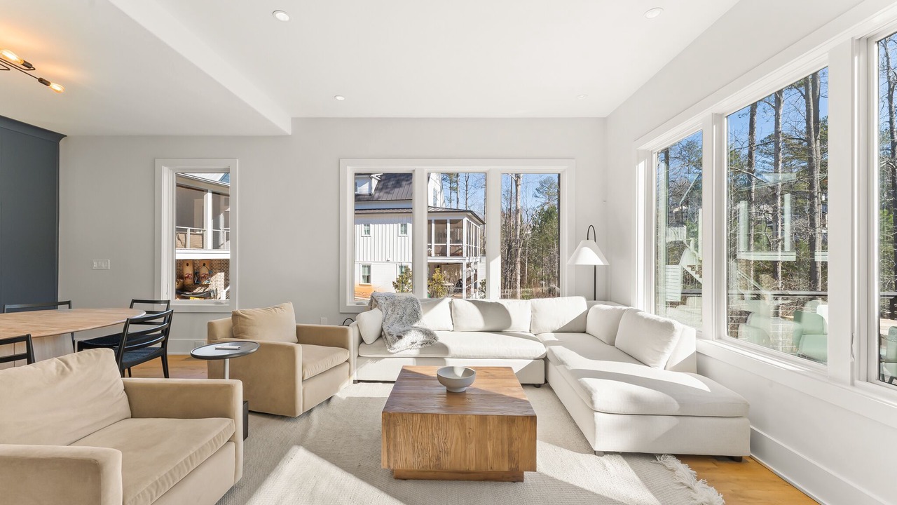 Photo of Livingroom in Chattahoochee Hills
