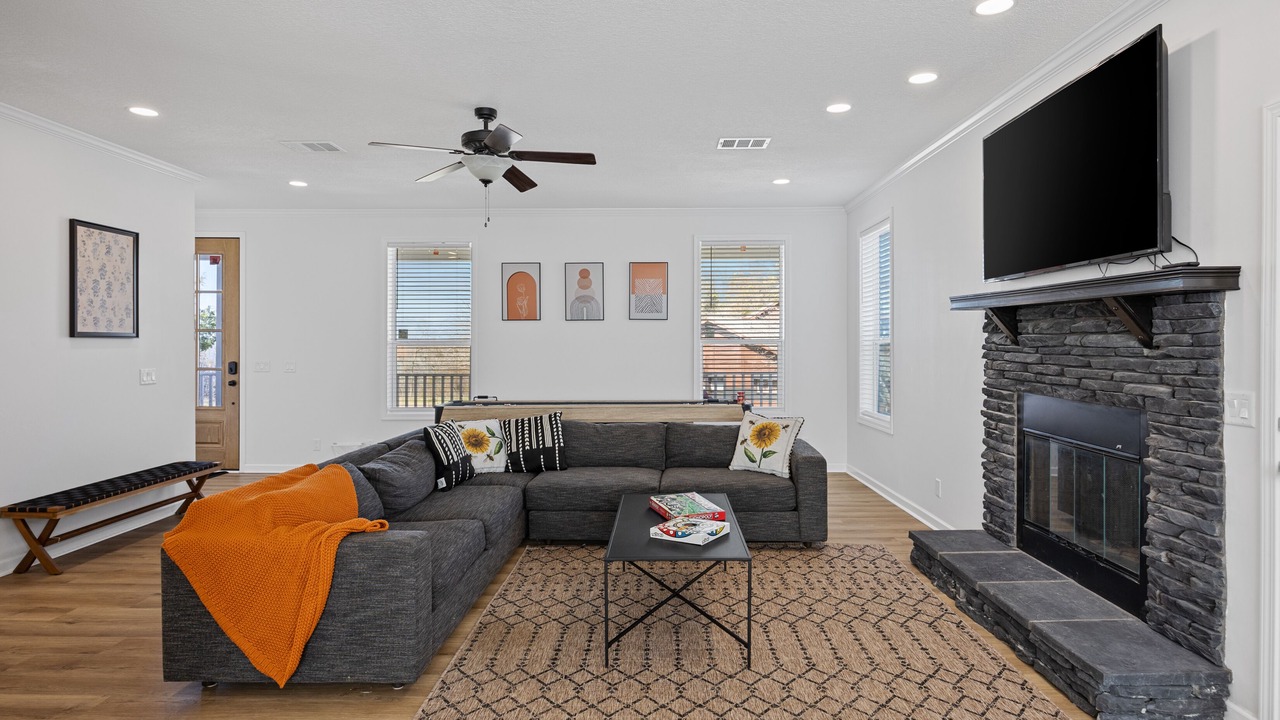 Photo of Livingroom in Lavon