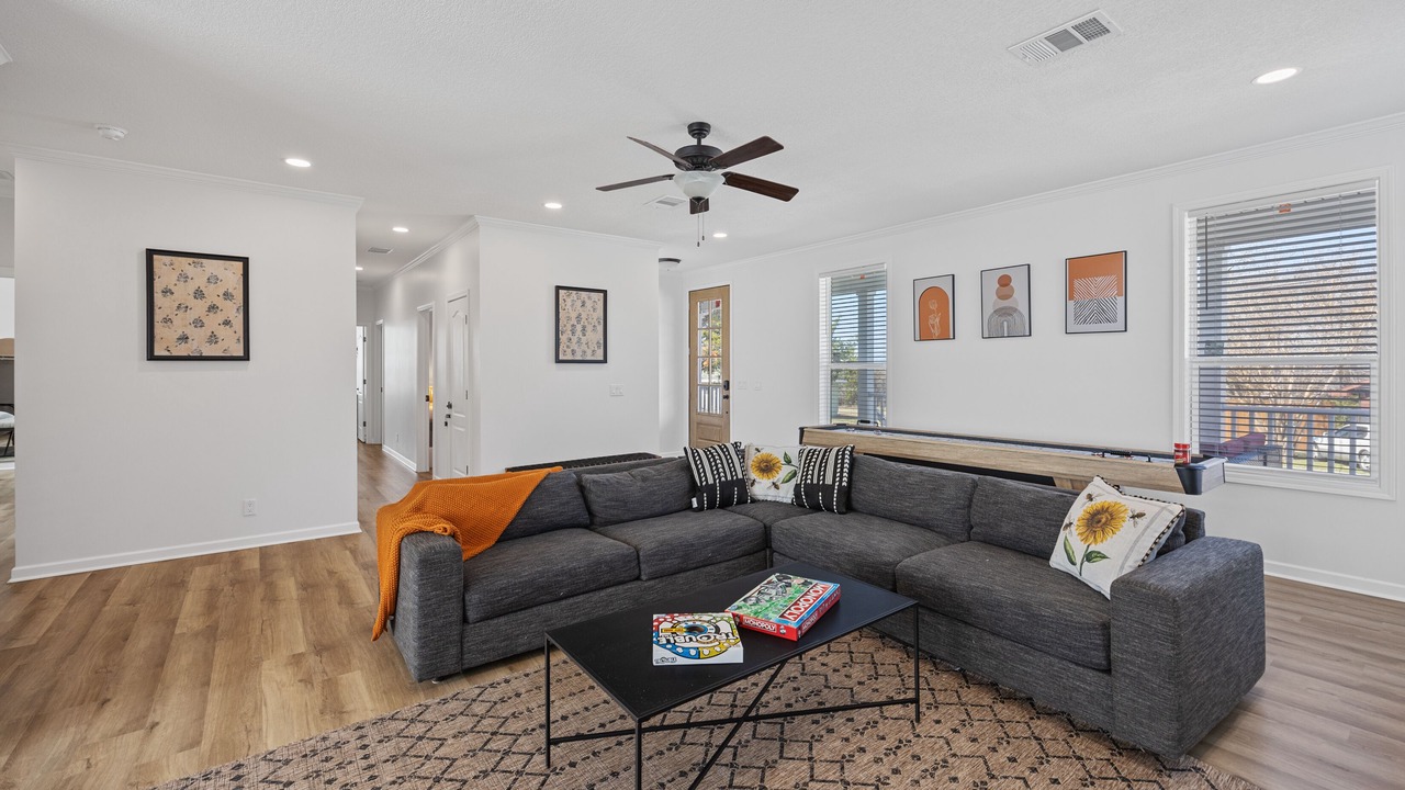 Photo of Livingroom in Lavon