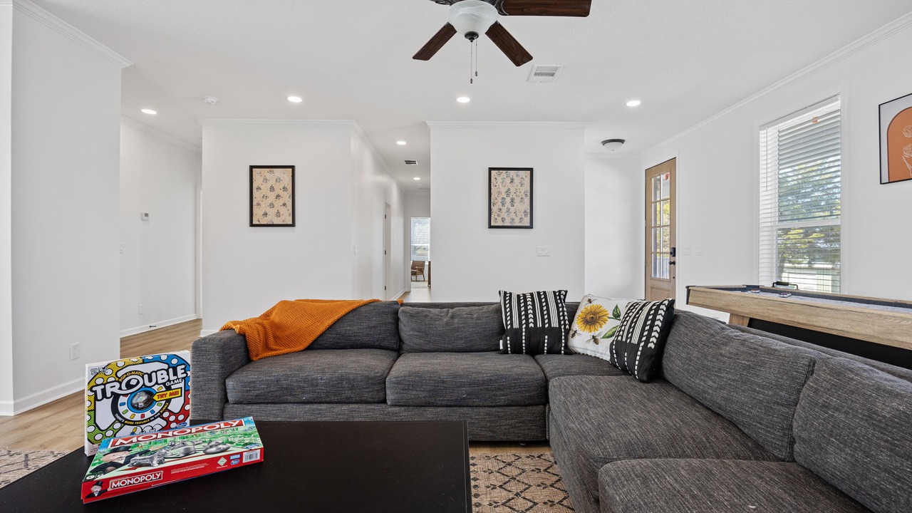 Photo of Livingroom in Lavon