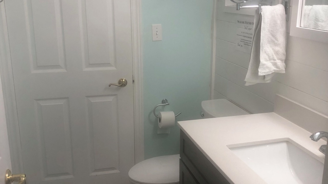 Photo of Bathroom in Tobermory