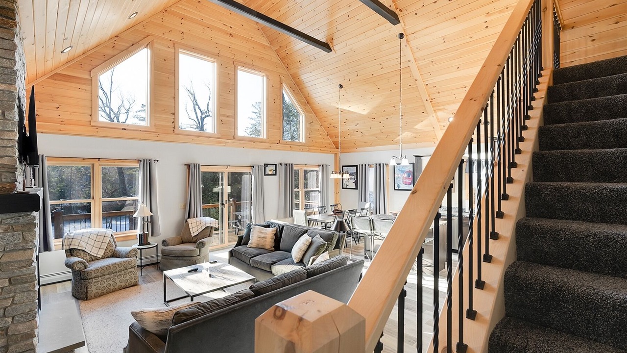 Photo of Livingroom in Locke Mills