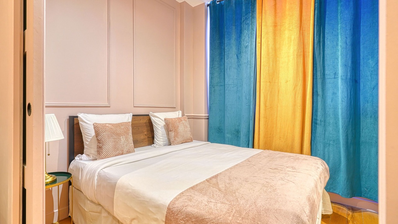 Photo of Bedroom in Quartier de la Folie-Mericourt