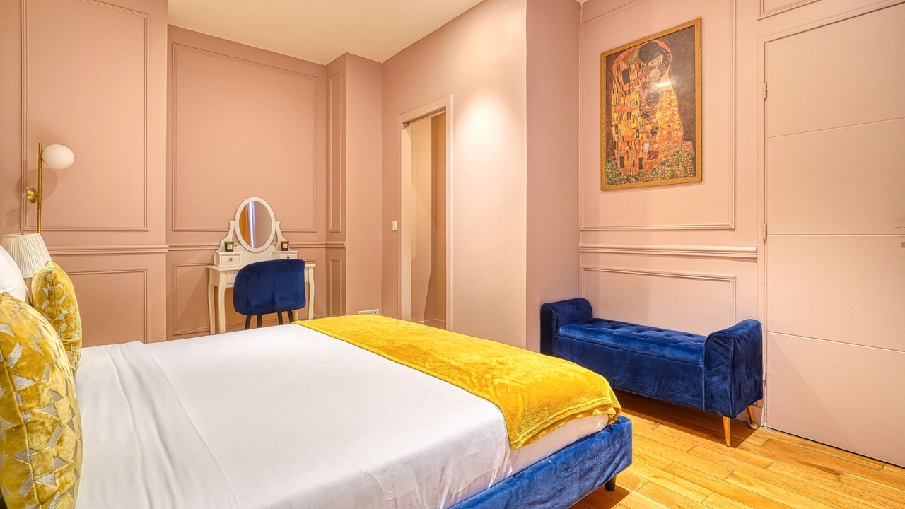 Photo of Bedroom in Quartier de la Folie-Mericourt