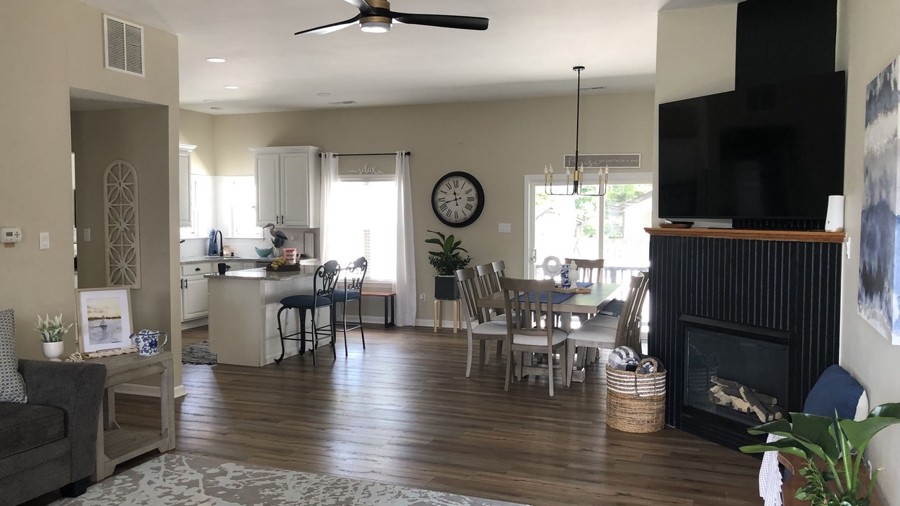 Photo of Livingroom in Somers Point