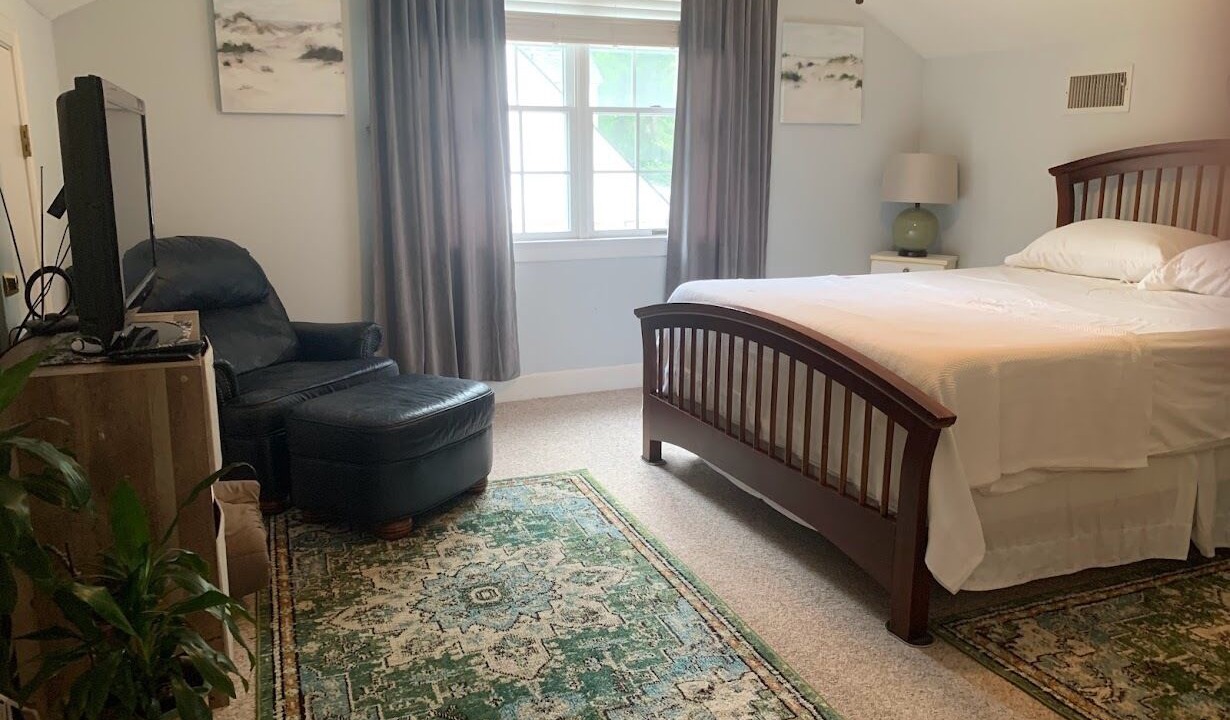 Photo of Bedroom in Forest Hills