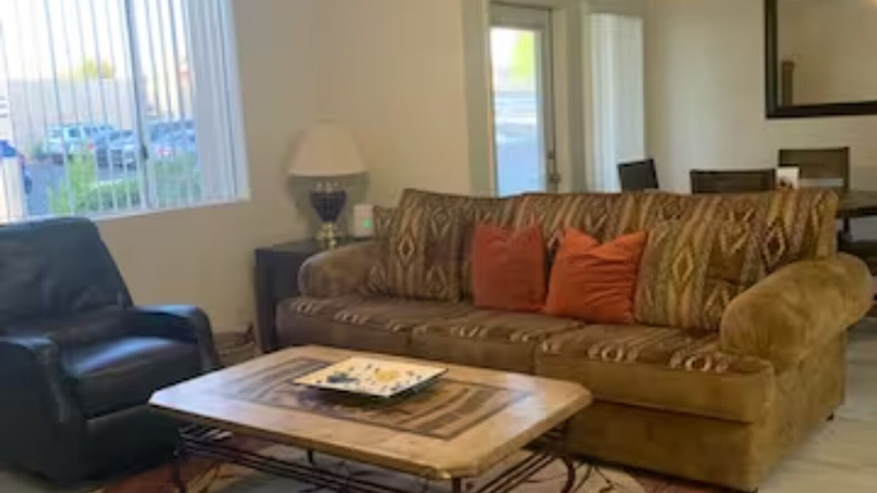 Photo of Livingroom in Foothills