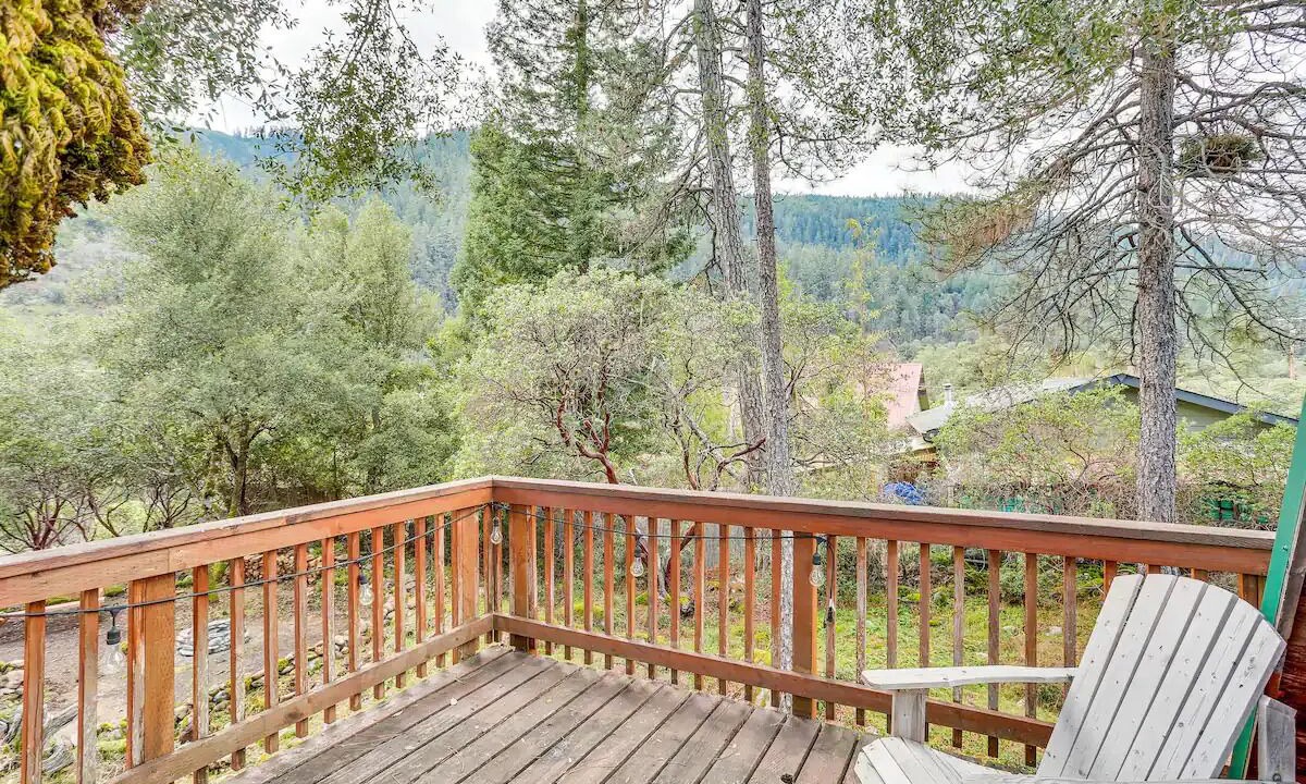 Photo of Patio Balcony in Burnt Ranch