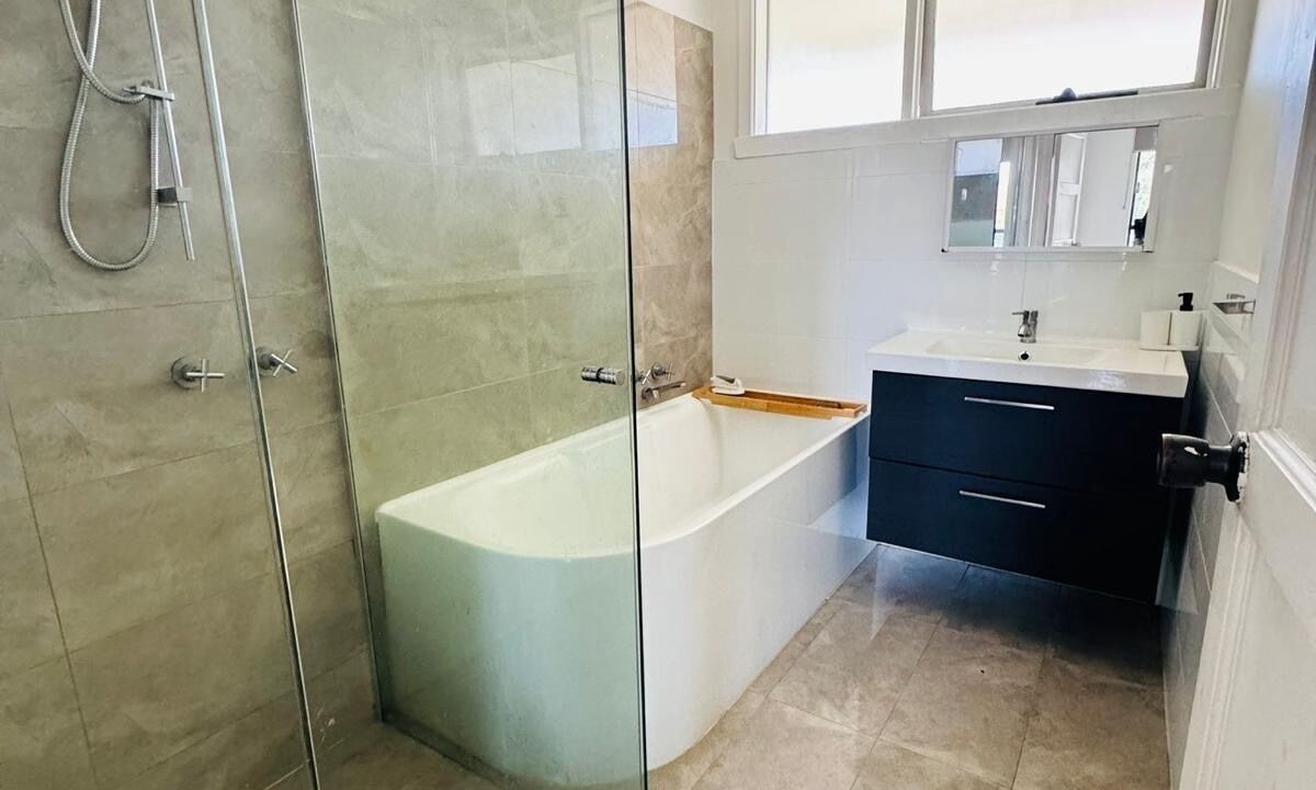 Photo of Bathroom in Sunshine